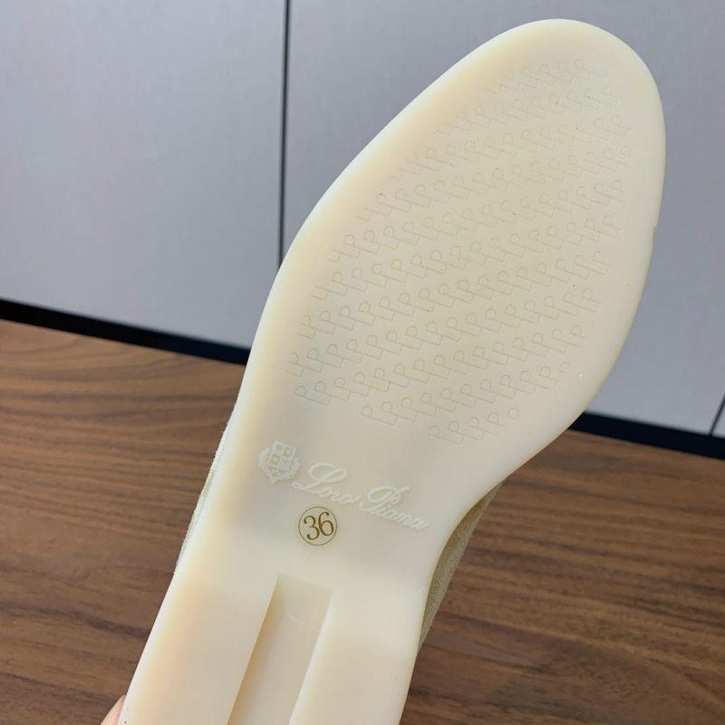 L0r0 P1ana loafers